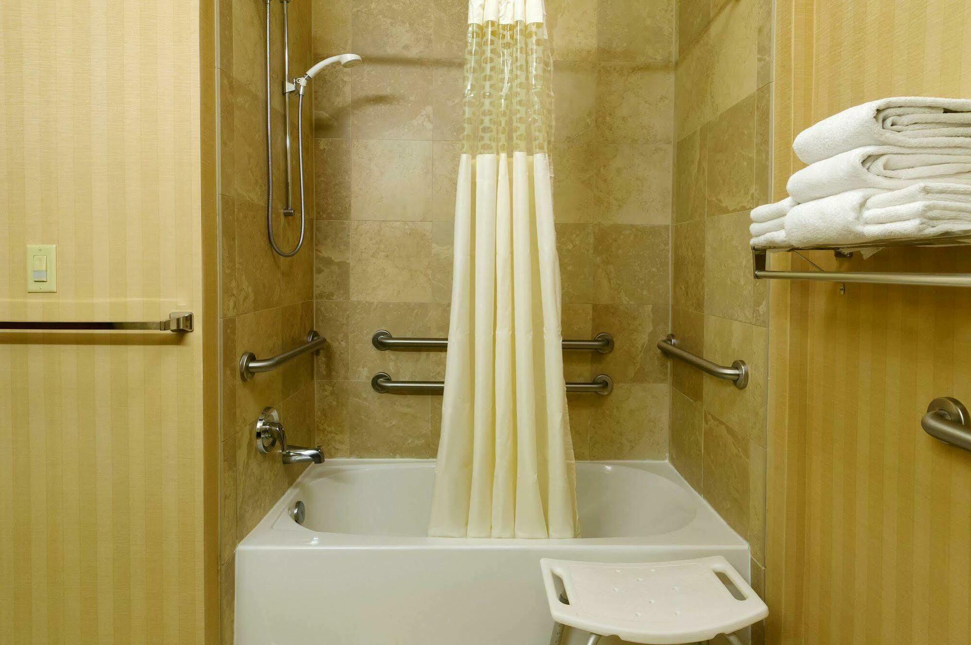 Hampton Inn Stow Dış mekan fotoğraf